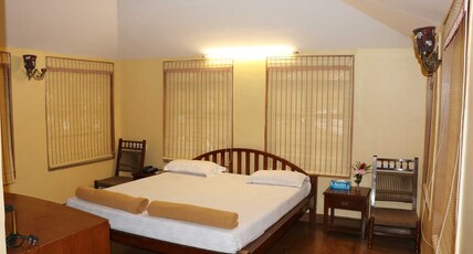 Shantai By the Lake Room Type - AC Cottage with Terrace