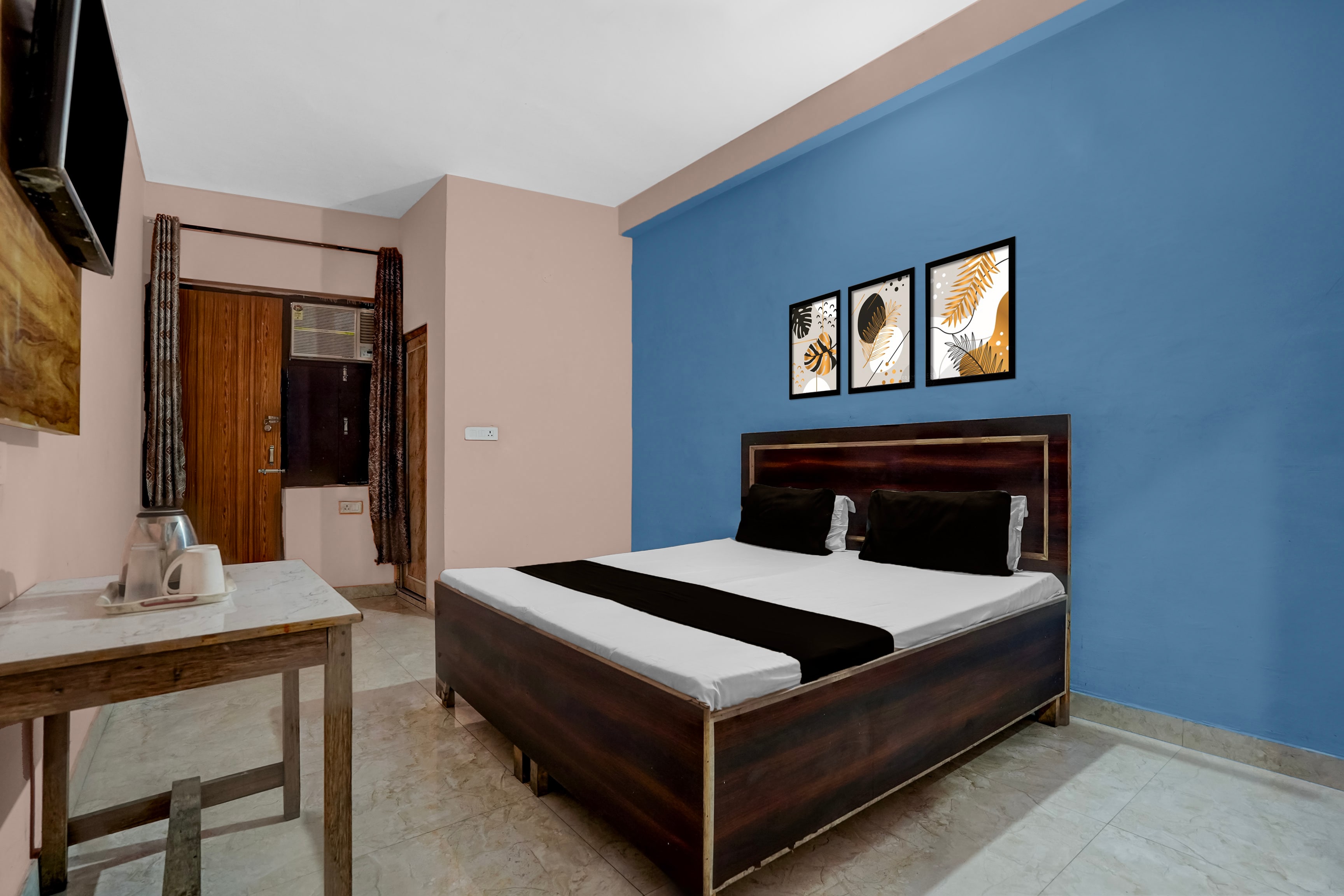 Hotel O Royal Urban Residency - Tap to explore photos