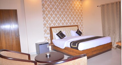 S D N RESIDENCY Room Type - AC Room