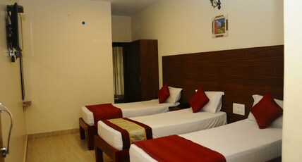 Hotel Lovelynest Room Type - Executive Room