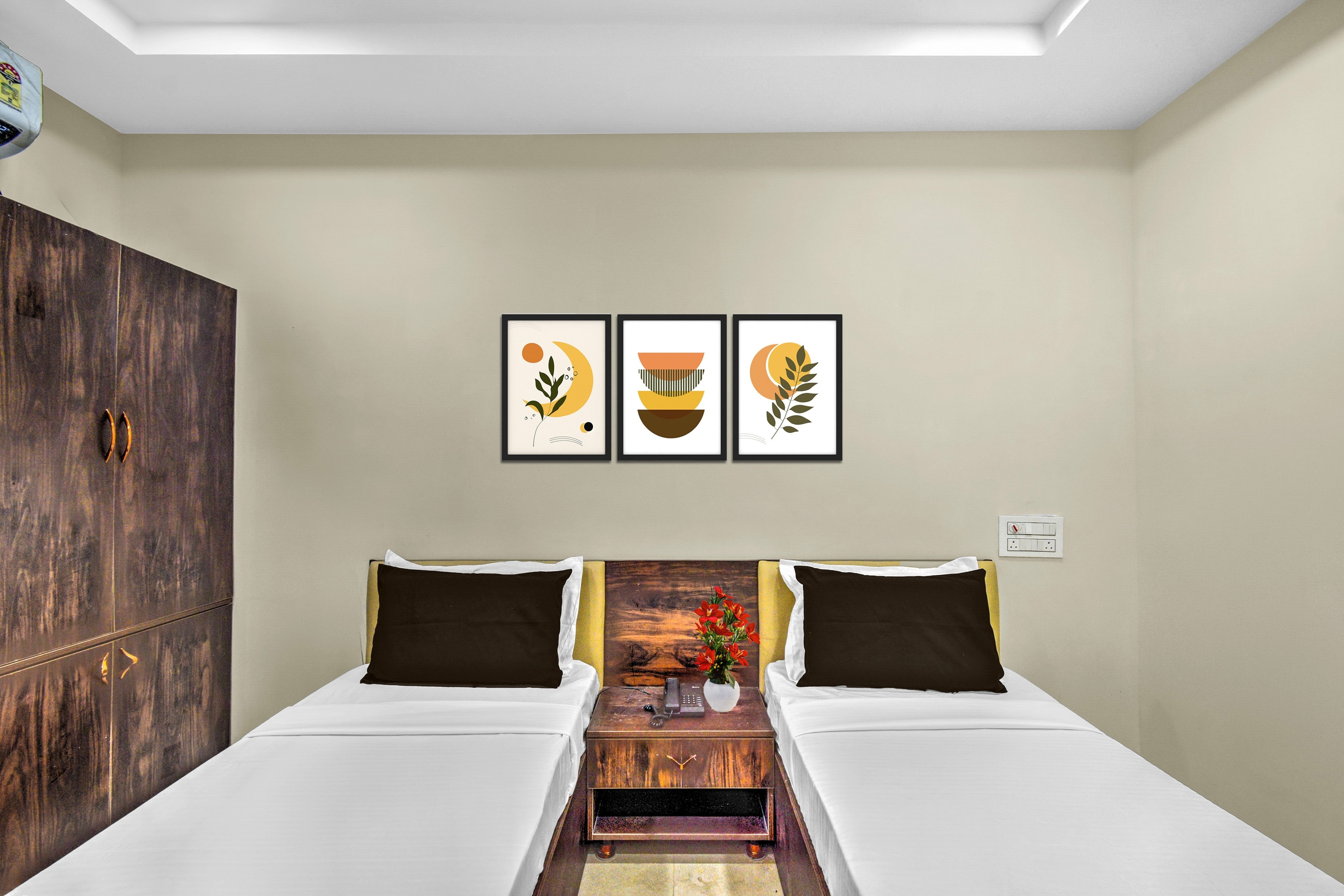 Townhouse Kurnool Bus Terminal Formerly Hotel Lakshmi Pride - Tap to explore photos