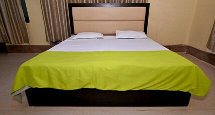 Bhatia Niwas Room Type - Cozy Super Large Delux