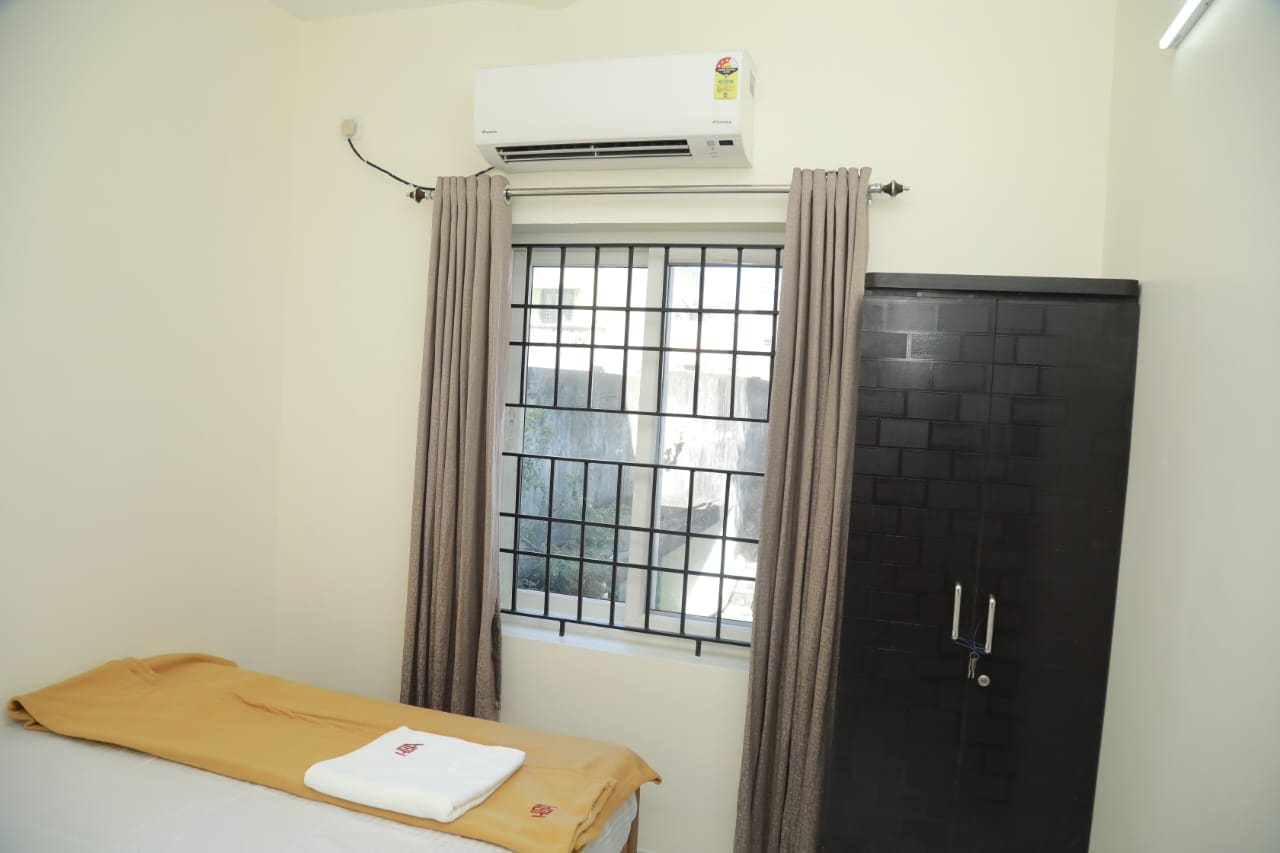 Happy Serviced Apartments - Tap to explore photos
