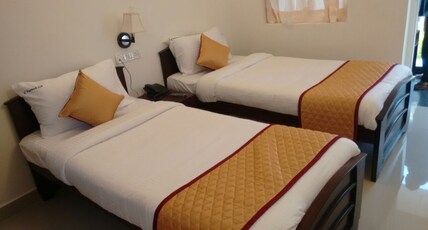 Varuna Inn Banquets & Resort Room Type - Deluxe Twin