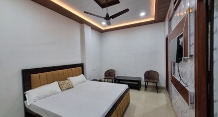 HOTEL ATHARVA, Dudhi Room Type - Deluxe Double AC