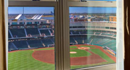 Hampton Inn & Suites by Hilton Oklahoma City-Bricktown Room Type - 2 QNS BALLPRK VIEW NONSMOK