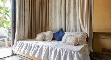 Khanna House Luxurious Marble Bungalow in Salt Lake Room Type - Room for Two with Balcony