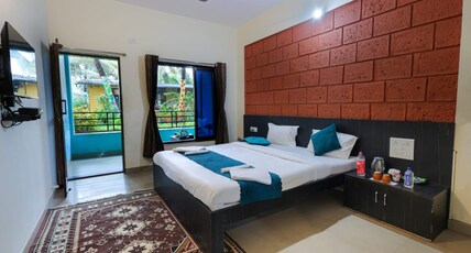 Ocean Breeze Beach Resort Room Type - Deluxe Room Ac