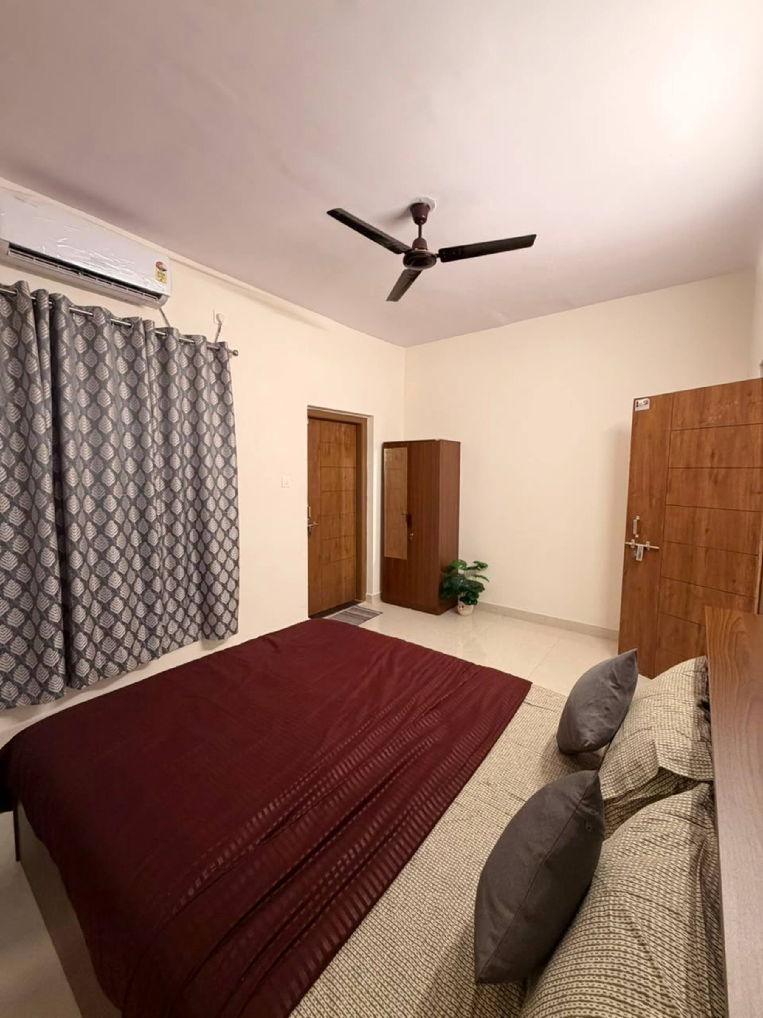 Premium 2 BHK Averie by Nirvana Stays - Tap to explore photos