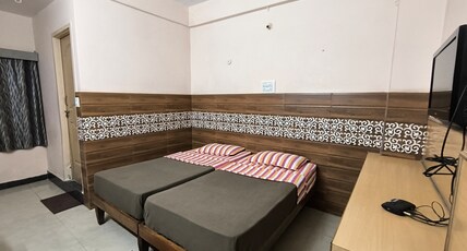 Hotel Abhiruchi Room Type - Double Executive Room Hotel Abhiruchi Room Type - Double Executive Room