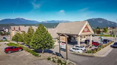 Prestige Radium Hot Springs Resort, WorldHotels Crafted