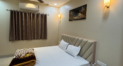 Ganges Heaven  Air Conditioned 3 BHK Room Type - Ganges Heaven Deluxe Room