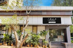 Super Collection O Airport Metro Andheri East