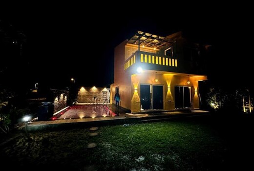 The Orchard House A 3BHK Villa with Pool in Raichak
