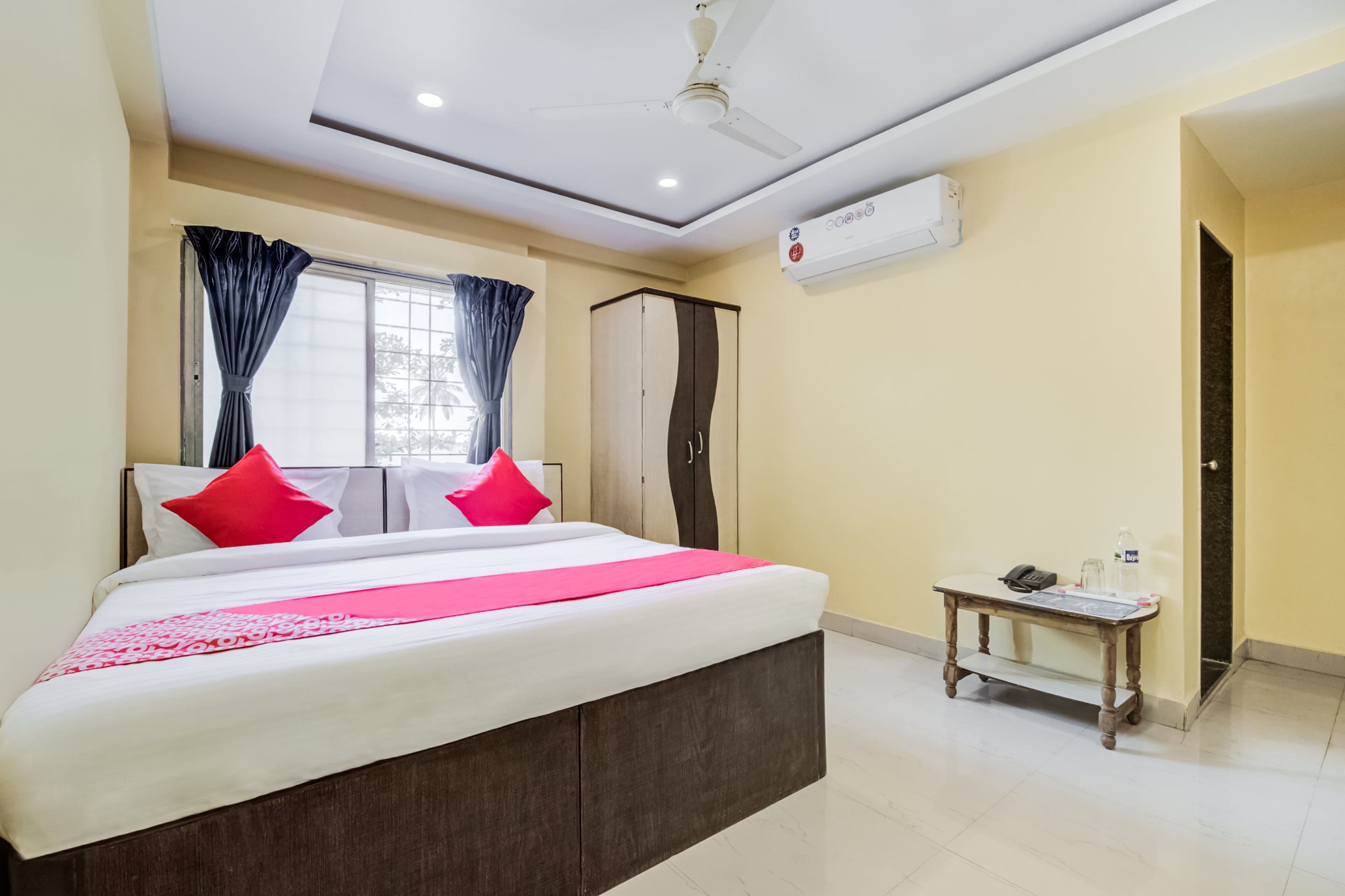Hotel O Amrut Executive - Tap to explore photos