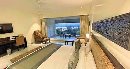 TatSaraasa Lake Resort & Spa Room Type - Premium Lake View Room