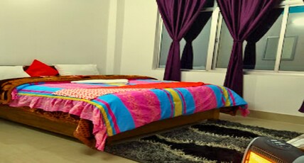 Snow Land Hotel Room Type - Deluxe King Room