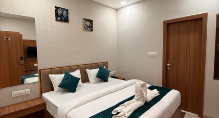 HOTEL AKAAY Room Type - Deluxe Room