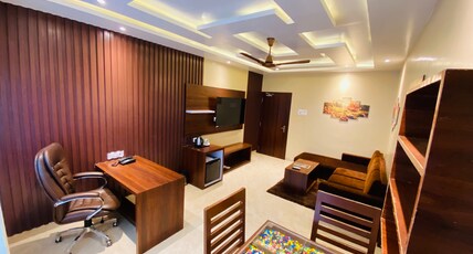Sangam Hotel Room Type - Suite Room With Bathtub