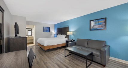 Best Western Fairwinds Inn Room Type - 1 King Bed, Non-Smoking, Wireless High-Speed Internet Access, Microwave And Refrigerator, Coffee Mak