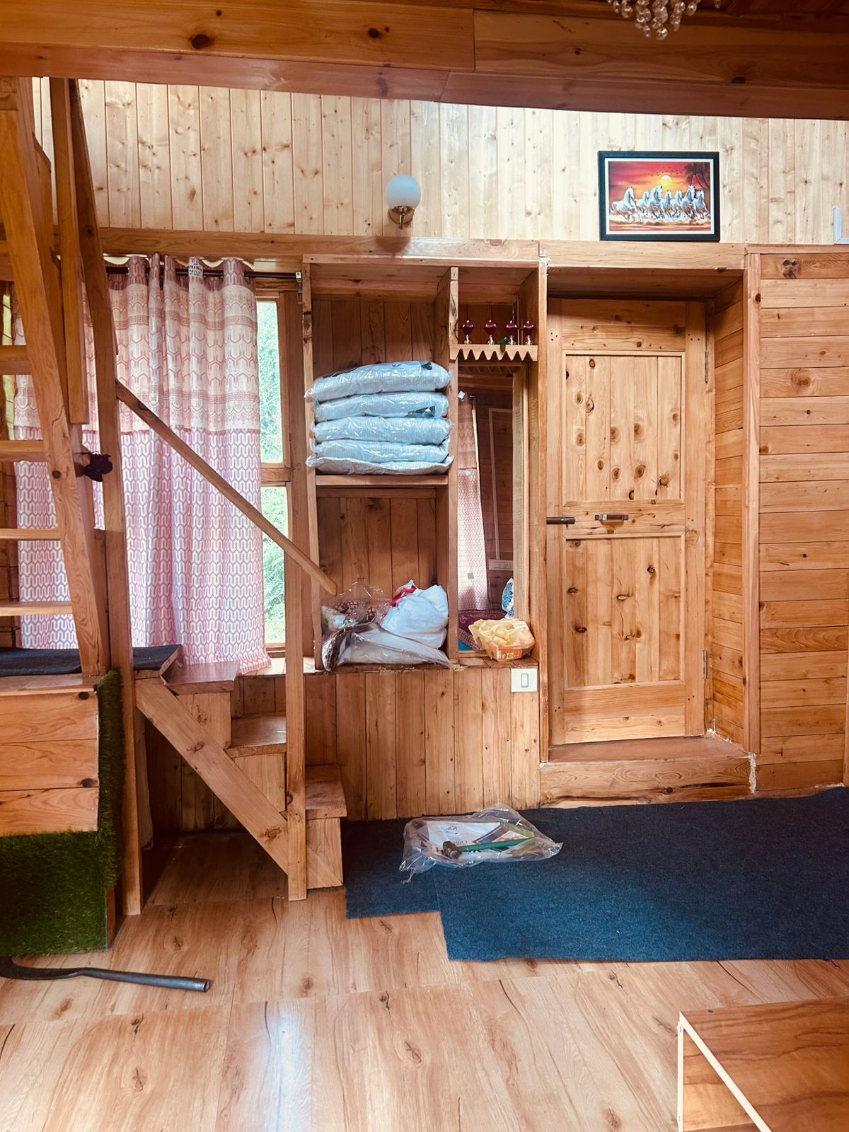 Nature Heaven Cottage - Tap to explore photos