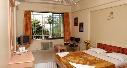 Hotel Sai International Room Type - Suite AC Room