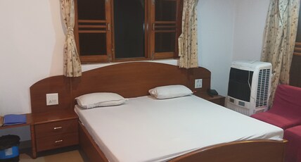 Experto The Greens Room Type - Deluxe Room with Valley View