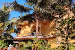 Emmanuel Holiday Homes