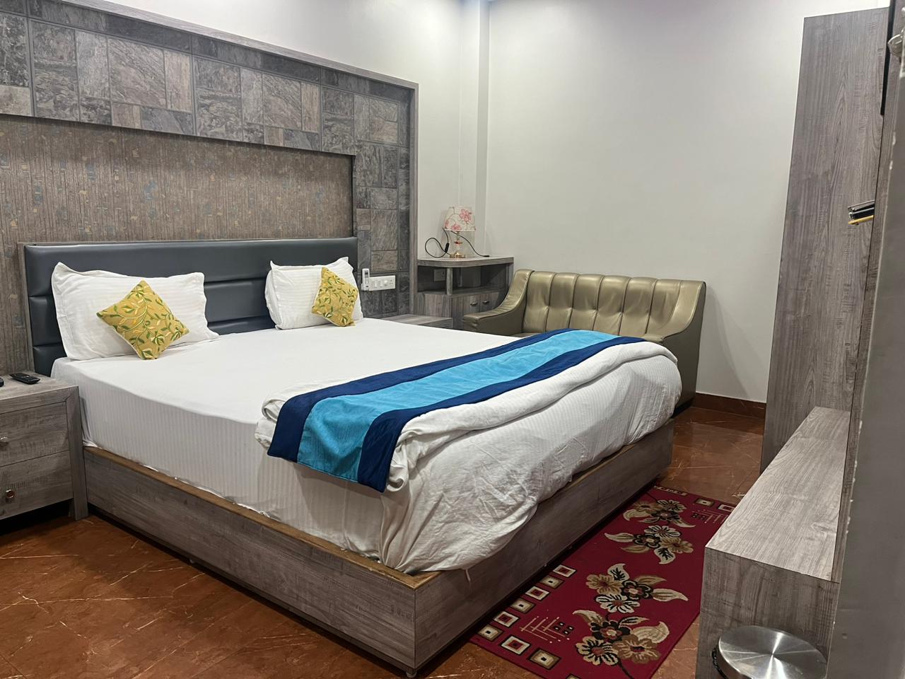 Mantra Regency - Tap to explore photos