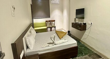 HOTEL CITI PRIDE Room Type - DELUXE AC ROOM