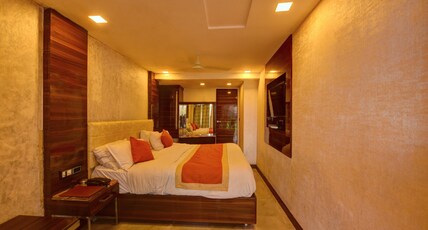 Hotel Dev Residency, 350 Meters from Nakki lake Room Type - Luxury Suite Ac Room