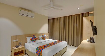 FabHotel Blue Moon Room Type - Deluxe Room