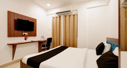 Super Collection O Besa Square Nagpur Formerly Yuva Inn Room Type - Classic