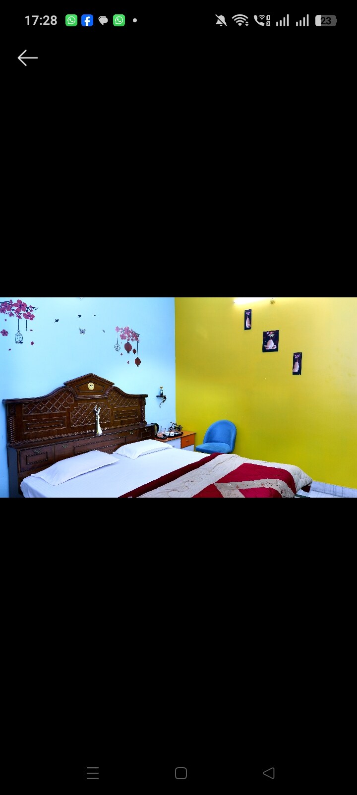 Deluxe Double Room - Tap to explore photos