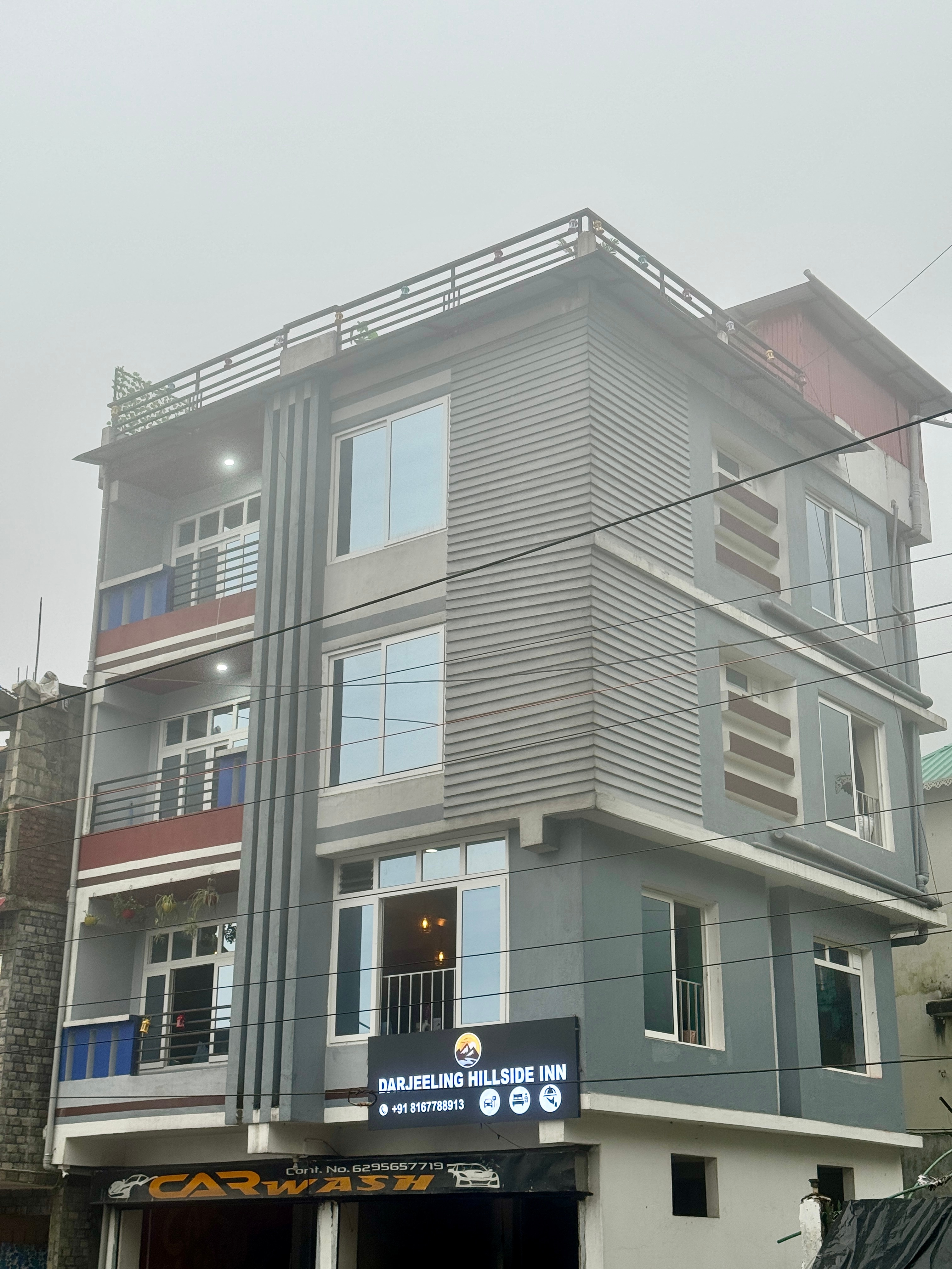 Darjeeling, Hillside Inn - Tap to explore photos