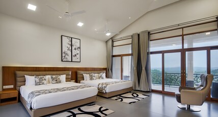 Vismita County Room Type - Family Suite with Jacuzzi