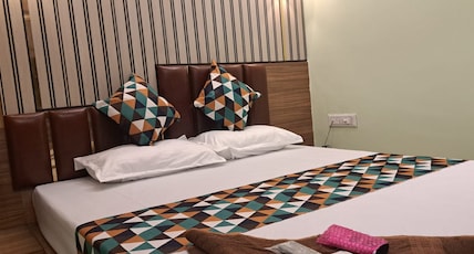HOTEL SWAPNO NEER Room Type - AC LUXURE ROOM HOTEL SWAPNO NEER Room Type - AC LUXURE ROOM