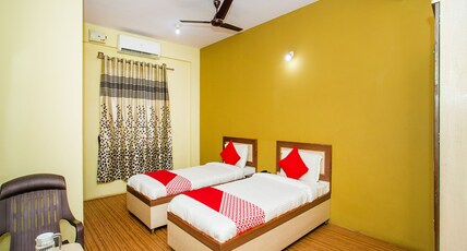 Hotel O by OYO Alankar Residency Room Type - Classic