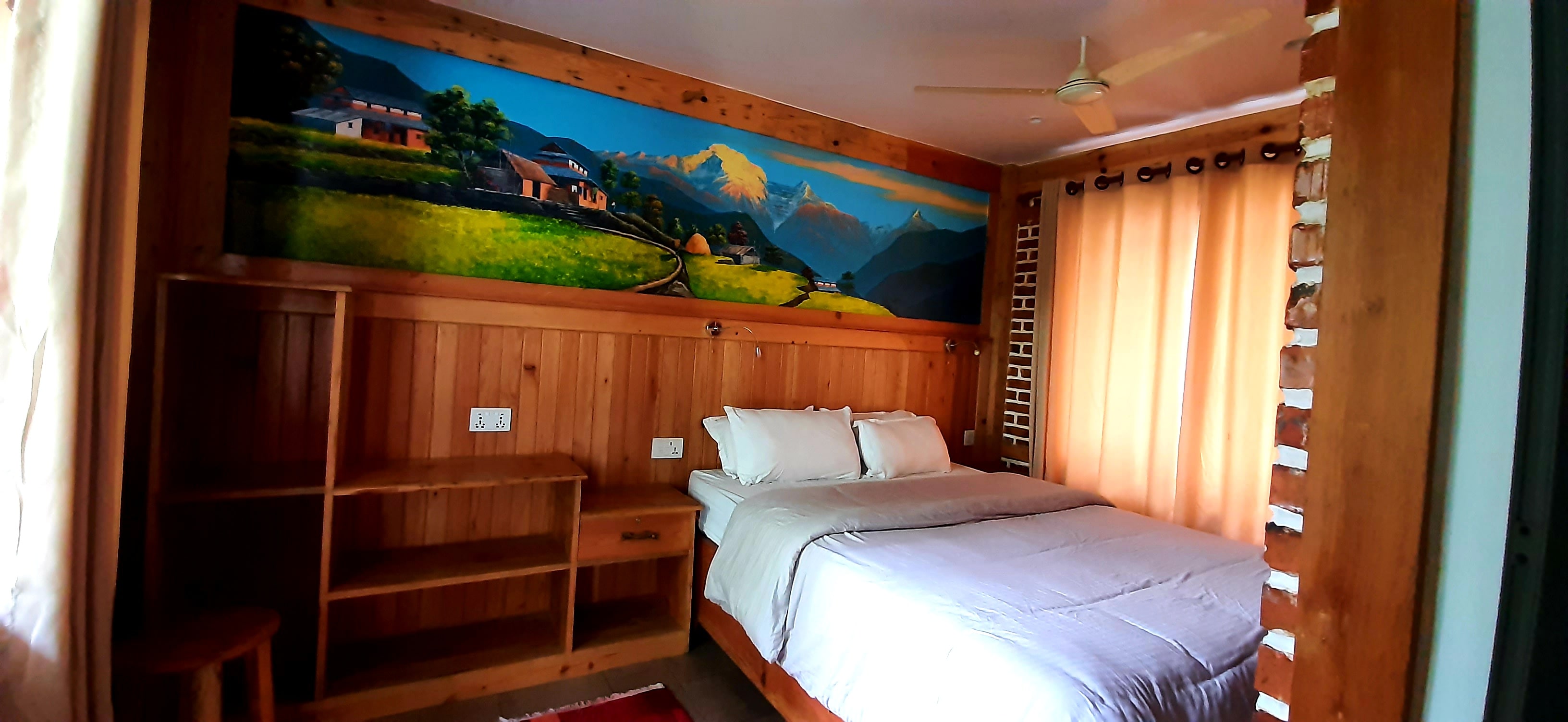 Kiwi Backpackers Hostel - Tap to explore photos