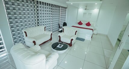 Clafouti Beach Resort Room Type - Royal Executive