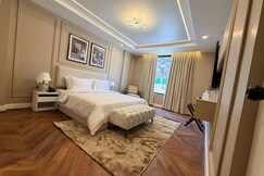 Hotel Luxury Retreat