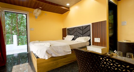 Hotel Sunshine Madhai Room Type - Super deluxe Riverview