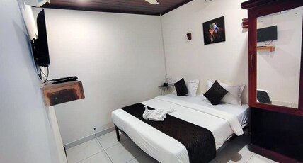 Velan Temple View Room Type - Economy Double Room