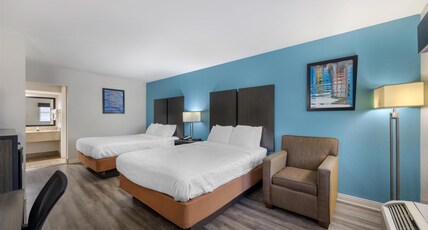Best Western Fairwinds Inn Room Type - Accessible - 2 Queen, Mobility Accessible, Bathtub, Non-Smoking, Continental Breakfast