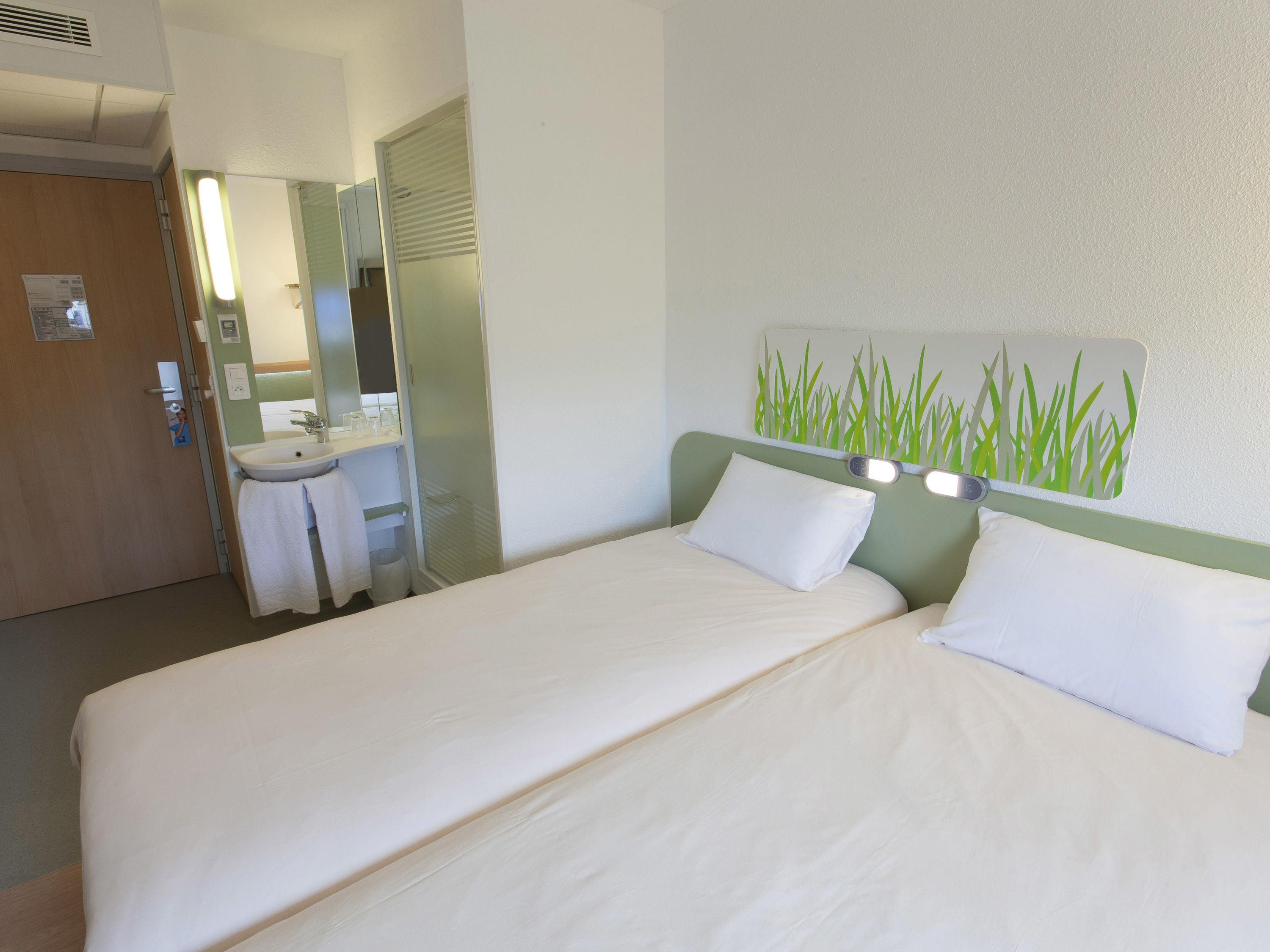 ibis budget Cherbourg La Glacerie - Tap to explore photos