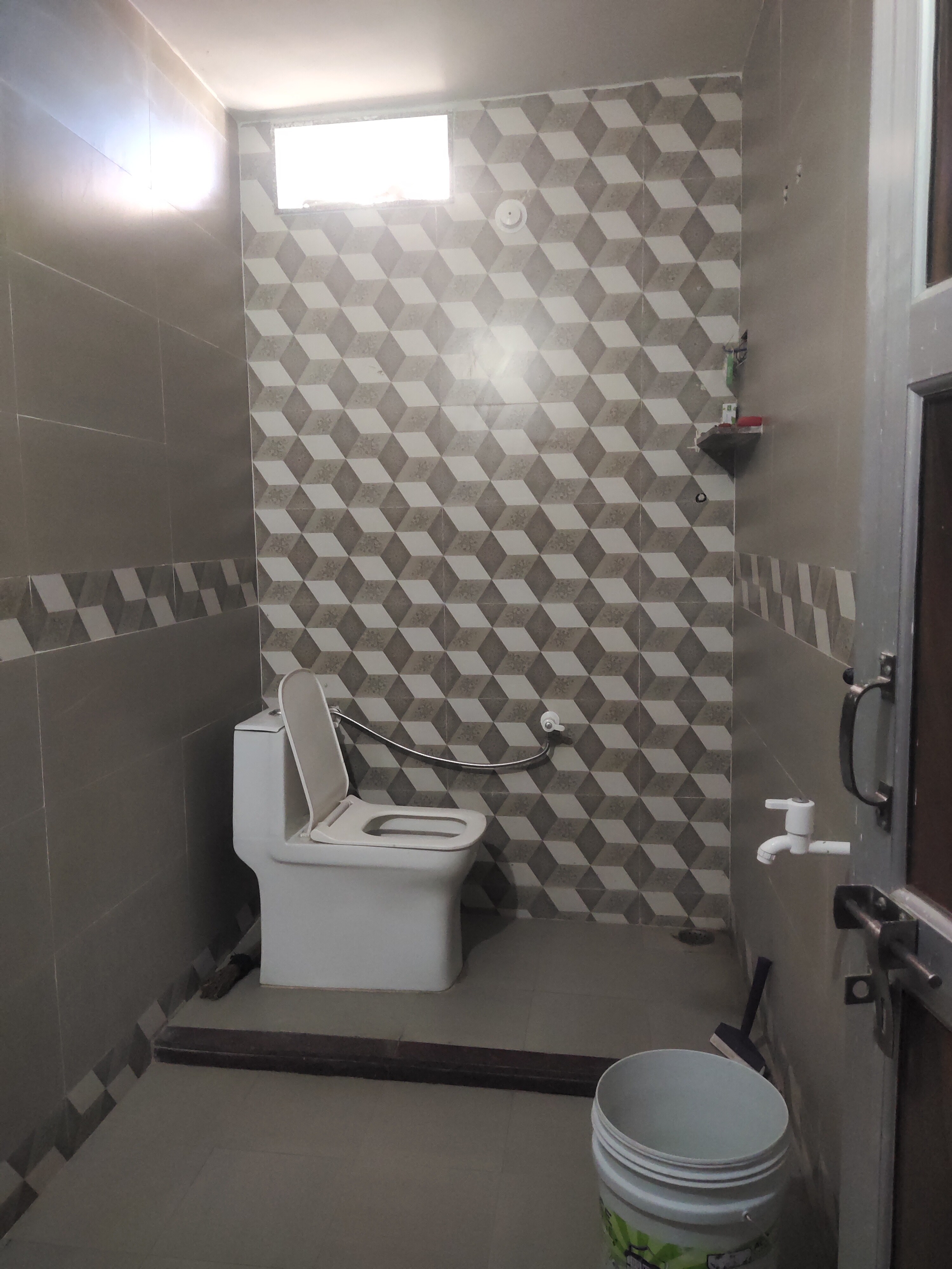 Rajdhani Guest house - Tap to explore photos