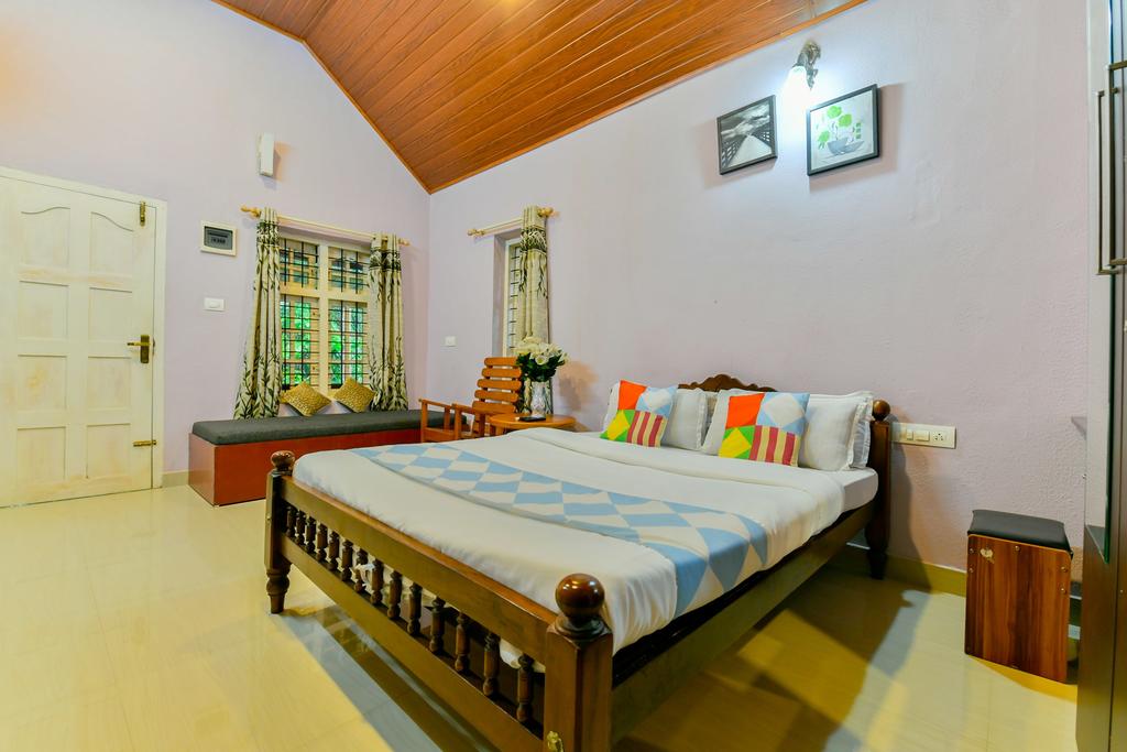 The Summer Villa | Entire 2 BHK Homestay - Tap to explore photos