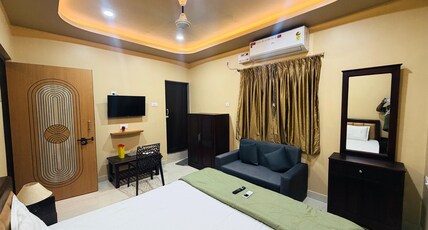 Maa Residency Room Type - Bedroom 1