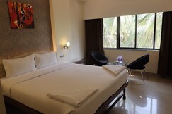 Hotel Sanai Residency