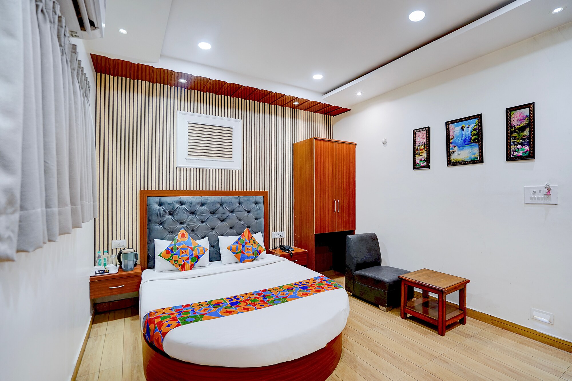FabHotel SV Grand I - 1 KM From Kashi Vishwanath Temple - Tap to explore photos